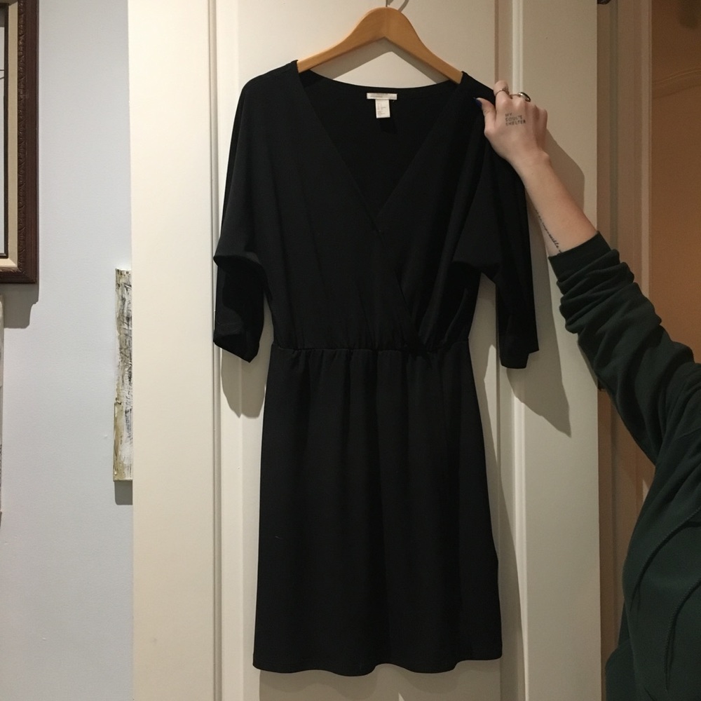 LBD DOLMAN SLEEVE WRAP DRESS SIZE S